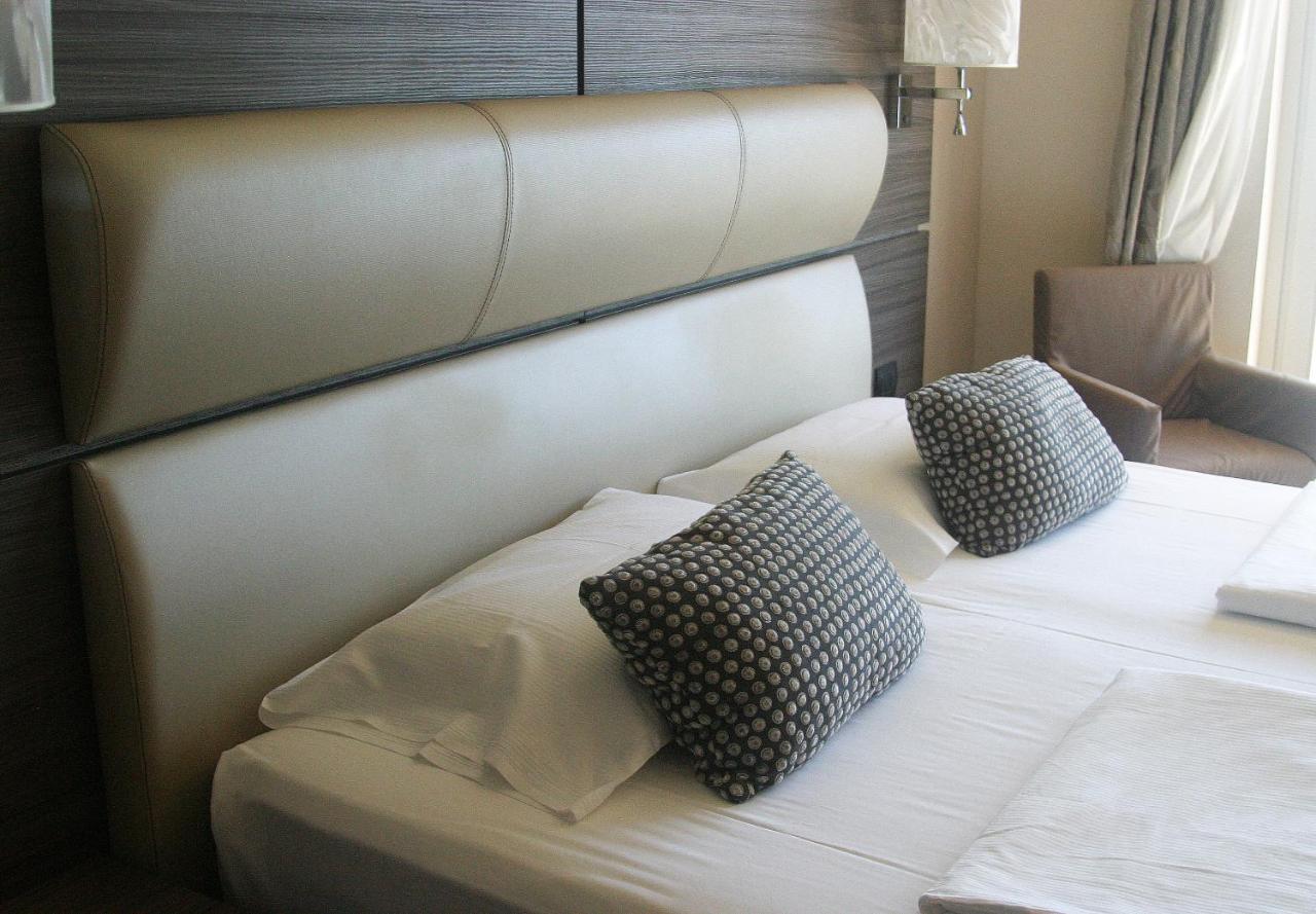 Hotel Galvani Torri Del Benaco Εξωτερικό φωτογραφία