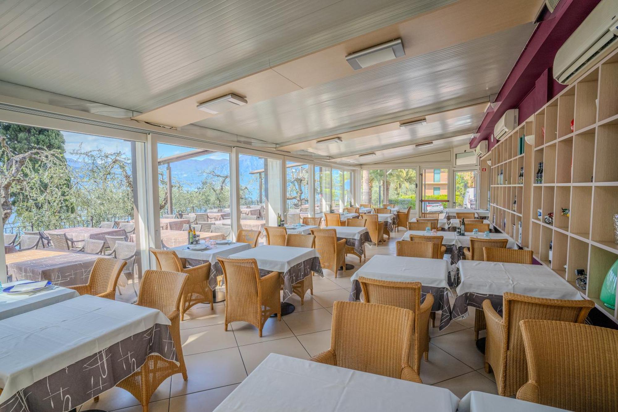 Hotel Galvani Torri Del Benaco Εξωτερικό φωτογραφία