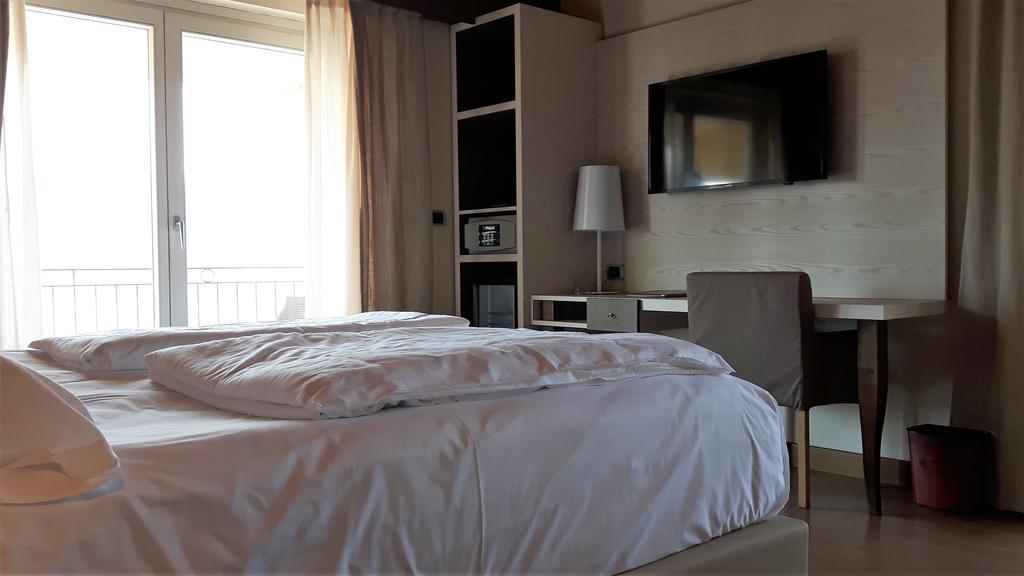Hotel Galvani Torri Del Benaco Εξωτερικό φωτογραφία