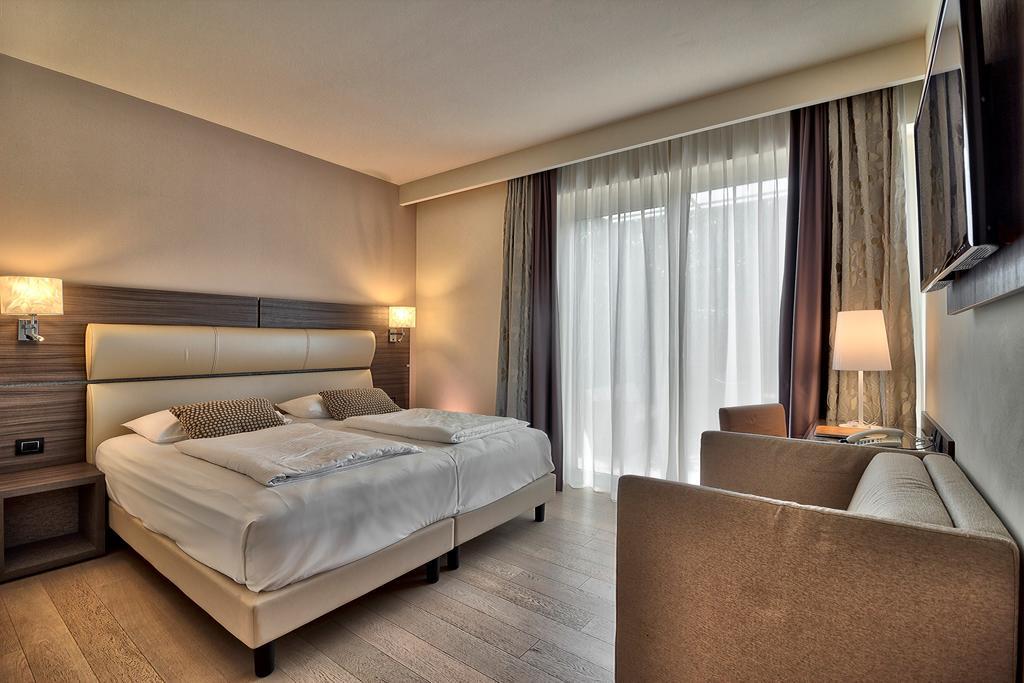 Hotel Galvani Torri Del Benaco Εξωτερικό φωτογραφία